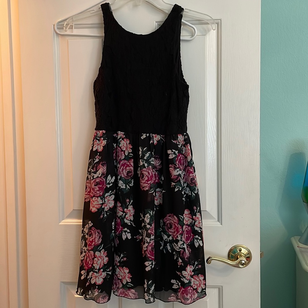 Mini dress with lace top and floral skirt